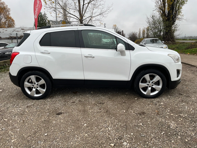 Chevrolet Trax 1.7TDI-NAVI-KAMERA-ITALIA - автомобили, коли, обяви за нови и употребявани 3