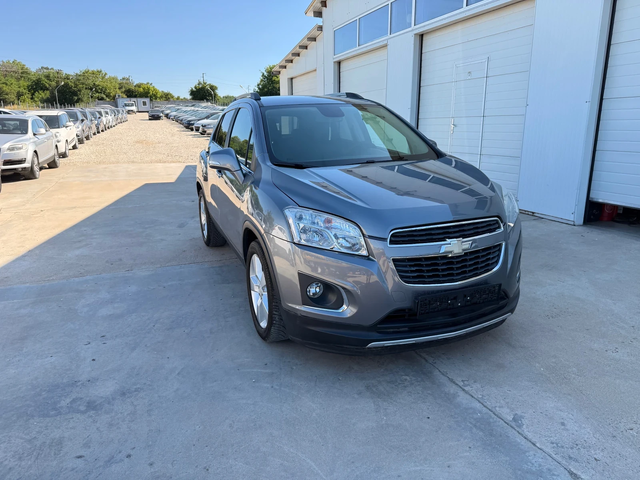 Chevrolet Trax 1.7cdti 131k.c* Navi* UNIKAT* - автомобили, коли, обяви за нови и употребявани 10