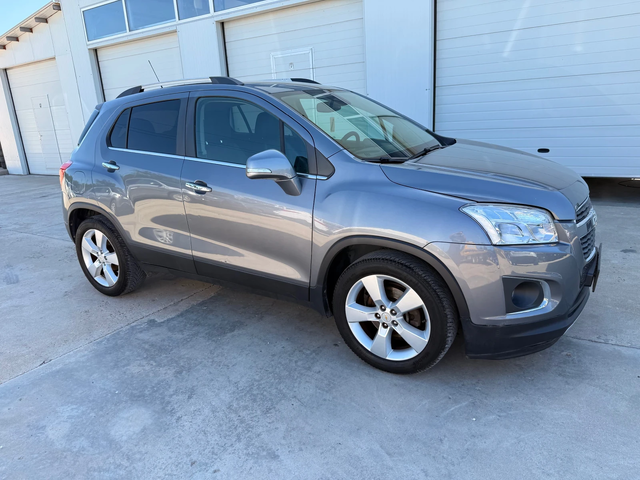 Chevrolet Trax 1.7cdti 131k.c* Navi* UNIKAT* - автомобили, коли, обяви за нови и употребявани 12