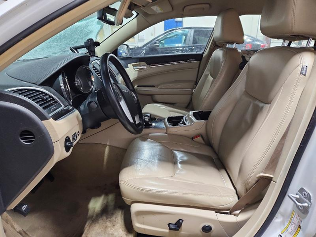 Chrysler 200 3.6L 6 ALL WHEEL DRIVE - автомобили, коли, обяви за нови и употребявани 6