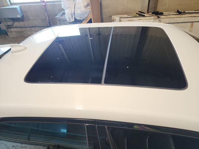 Chrysler 200 3.6L 6cyl AWD - автомобили, коли, обяви за нови и употребявани 6