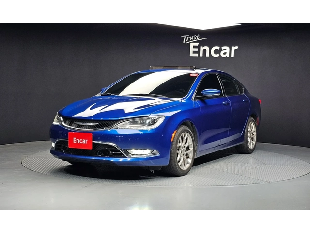 Chrysler 200 * Distronic, * Park Assist * 2.4 - автомобили, коли, обяви за нови и употребявани 0