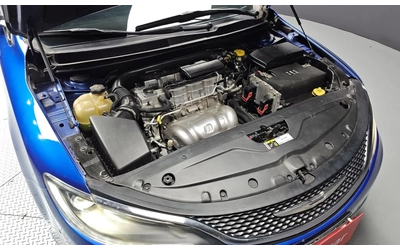 Chrysler 200 * Distronic, * Park Assist * 2.4 - автомобили, коли, обяви за нови и употребявани 15