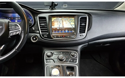 Chrysler 200 * Distronic, * Park Assist * 2.4 - автомобили, коли, обяви за нови и употребявани 9
