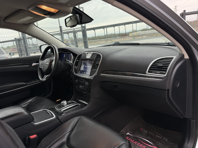 Chrysler 300 2018г.* ГАЗ* 105.000КМ* Топ Състояние* НОВ - автомобили, коли, обяви за нови и употребявани 9