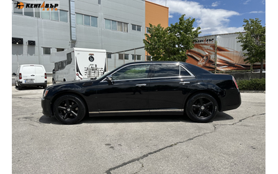 chrysler-300-3-6i-292-k-s-garantsiya-6-mesetsa - 1