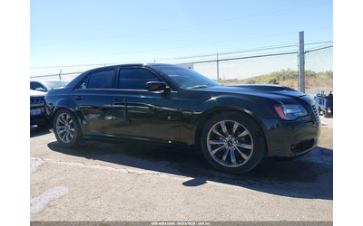 Chrysler 300 3.6L V-6 DOHC, VVT, 292HP Rear Wheel Drive - автомобили, коли, обяви за нови и употребявани 12
