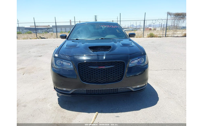 Chrysler 300 3.6L V-6 DOHC, VVT, 300HP Rear Wheel Drive - автомобили, коли, обяви за нови и употребявани 12