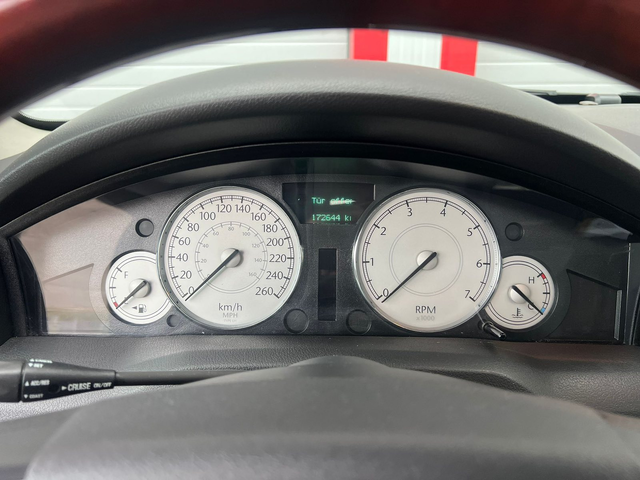 Chrysler 300c 3.5LX - автомобили, коли, обяви за нови и употребявани 8