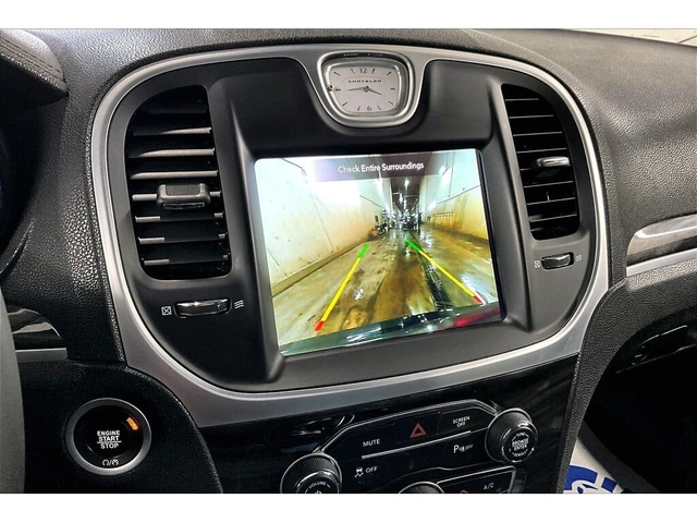 Chrysler 300c * Touring L | Leather | V6 | Remote Start * CARFAX - автомобили, коли, обяви за нови и употребявани 12