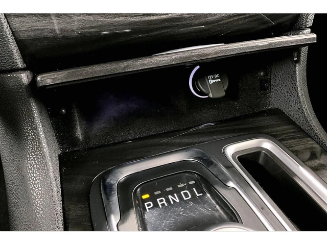 Chrysler 300c * Touring L | Leather | V6 | Remote Start * CARFAX - автомобили, коли, обяви за нови и употребявани 13