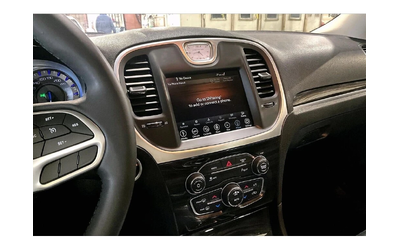 Chrysler 300c * Touring | V6 | Heated Seats | Navigation * CARFA - автомобили, коли, обяви за нови и употребявани 9