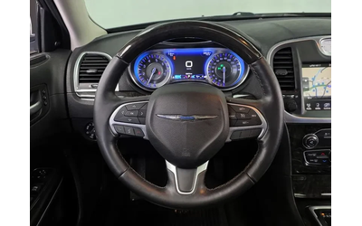 Chrysler 300c - автомобили, коли, обяви за нови и употребявани 12