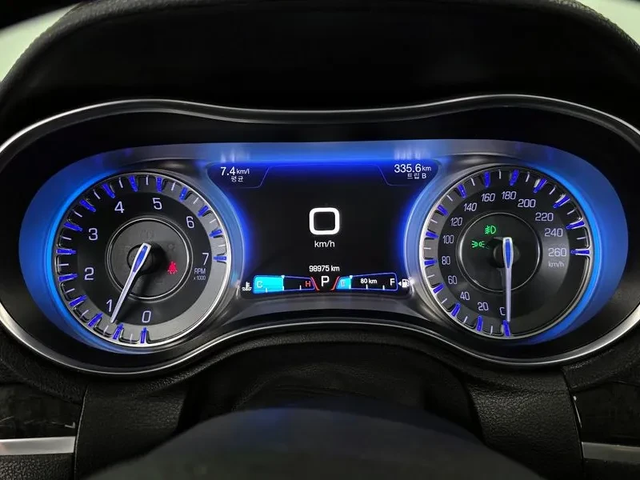 Chrysler 300c - автомобили, коли, обяви за нови и употребявани 7