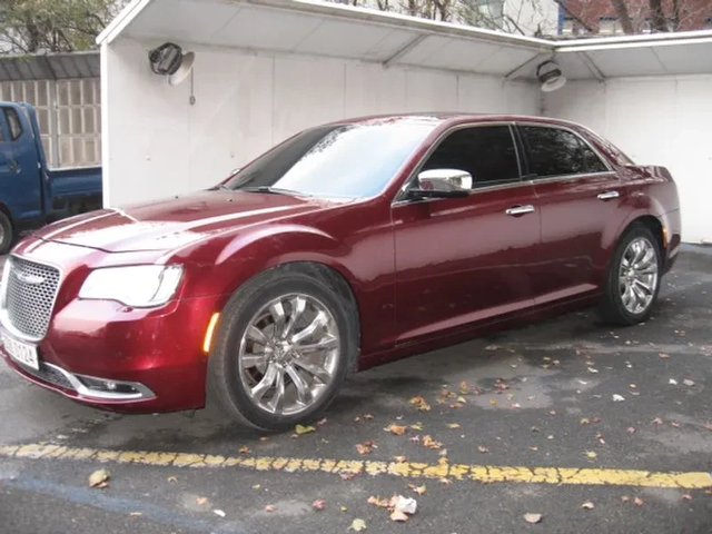 Chrysler 300c 3.6 Prestige - автомобили, коли, обяви за нови и употребявани 13