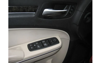 Chrysler 300c 3.6 Prestige - автомобили, коли, обяви за нови и употребявани 16