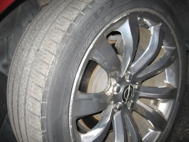 Chrysler 300c 3.6 Prestige - автомобили, коли, обяви за нови и употребявани 4