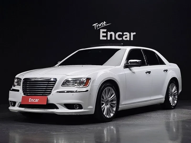 Chrysler 300c 3.6 Prestige - автомобили, коли, обяви за нови и употребявани 0