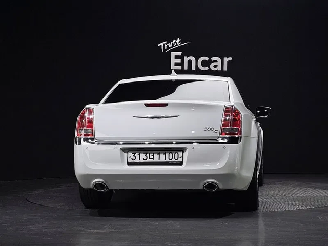 Chrysler 300c 3.6 Prestige - автомобили, коли, обяви за нови и употребявани 3