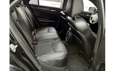 Chrysler 300c 3.6 - автомобили, коли, обяви за нови и употребявани 11