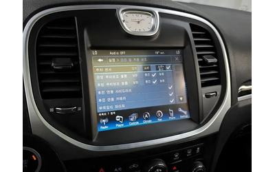 Chrysler 300c 3.6 - автомобили, коли, обяви за нови и употребявани 15