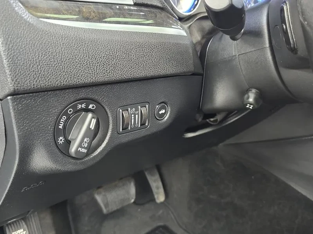 Chrysler 300c 3.6 - автомобили, коли, обяви за нови и употребявани 16