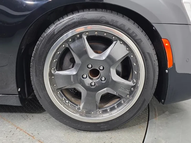 Chrysler 300c 3.6 - автомобили, коли, обяви за нови и употребявани 4