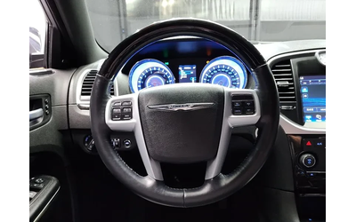 Chrysler 300c 3.6 - автомобили, коли, обяви за нови и употребявани 12