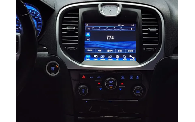 Chrysler 300c 3.6 - автомобили, коли, обяви за нови и употребявани 13