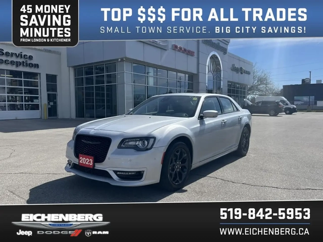 Chrysler 300 Touring-L All-Wheel Drive* * - автомобили, коли, обяви за нови и употребявани 0
