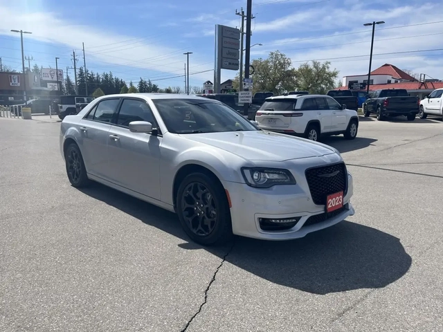 Chrysler 300 Touring-L All-Wheel Drive* * - автомобили, коли, обяви за нови и употребявани 7