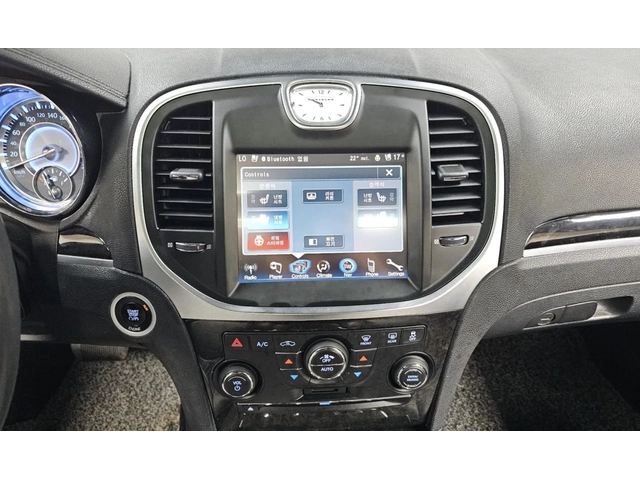 Chrysler 300c 3.6 V6/ОБДУХВАНЕ/ЩОРА/ 64 934 km! - автомобили, коли, обяви за нови и употребявани 11