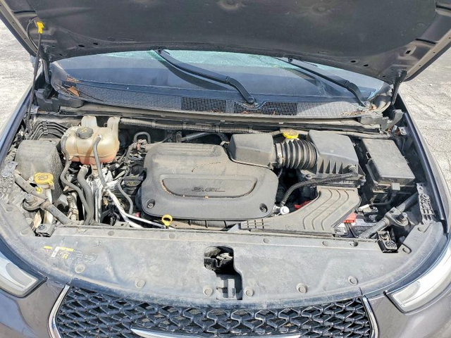 Chrysler Pacifica 3.6L 6 Front-wheel Drive - автомобили, коли, обяви за нови и употребявани 12