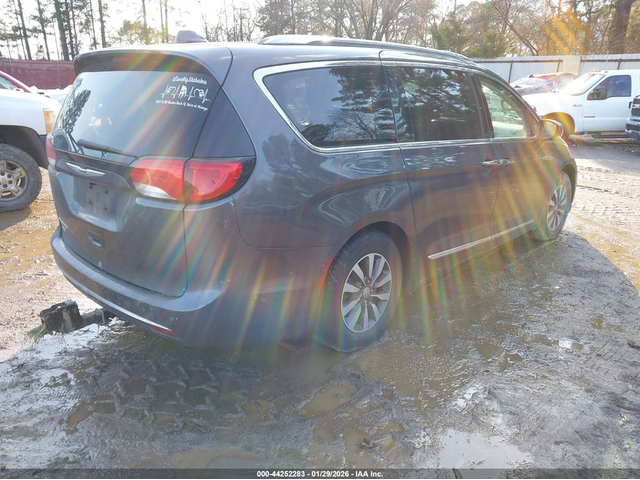 Chrysler Pacifica 3.6L V-6 DOHC, VVT, 287HP Front Wheel Drive - автомобили, коли, обяви за нови и употребявани 3
