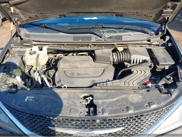 Chrysler Pacifica 3.6L V-6 DOHC, VVT, 287HP Front Wheel Drive - автомобили, коли, обяви за нови и употребявани 9