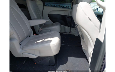 Chrysler Pacifica 3.6L V-6 DOHC, VVT, 287HP Front Wheel Drive - автомобили, коли, обяви за нови и употребявани 7