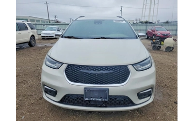 chrysler-pacifica - 4