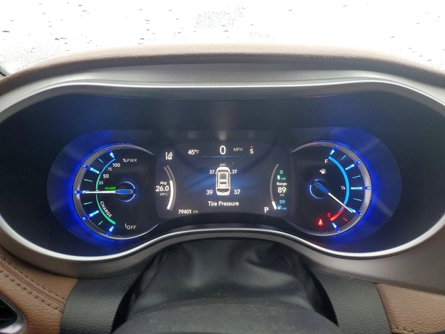 Chrysler Pacifica LIMITED* ЛИЗИНГ* ПЛЪГ ИН - автомобили, коли, обяви за нови и употребявани 8
