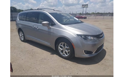 chrysler-pacifica - 0