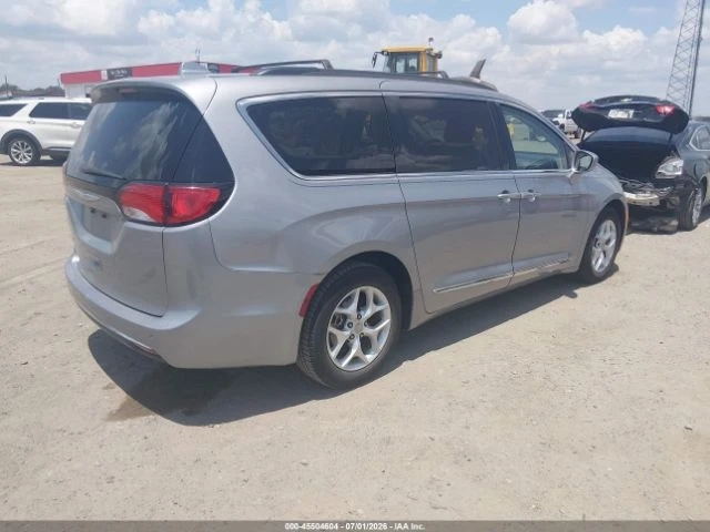 Chrysler Pacifica TOURING-L* КОЖА* ПОДГРЕВ* NAVI* LED* TV* - автомобили, коли, обяви за нови и употребявани 3