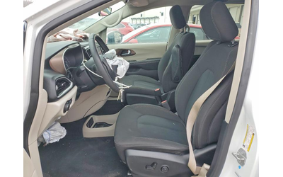 Chrysler Voyager 3.6L 6 Front-wheel Drive - автомобили, коли, обяви за нови и употребявани 7