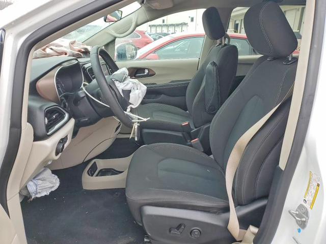 Chrysler Voyager 3.6L 6 Front-wheel Drive - автомобили, коли, обяви за нови и употребявани 7