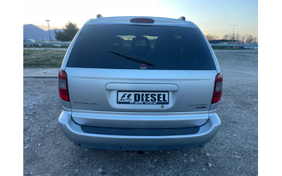 Chrysler Voyager 2.8GRDI-AVTOMAT-6+ 1-ITALIA - автомобили, коли, обяви за нови и употребявани 9