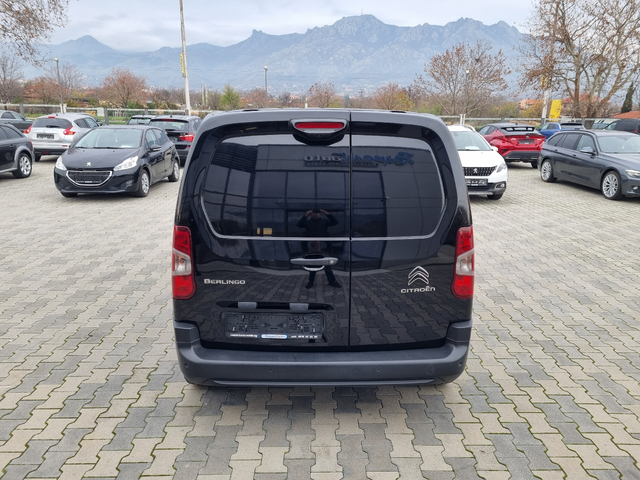 Citroen Berlingo 1.5HDi-131ps EAT8 / 2021г. СЕРВИЗНА ИСТОРИЯ! - автомобили, коли, обяви за нови и употребявани 4