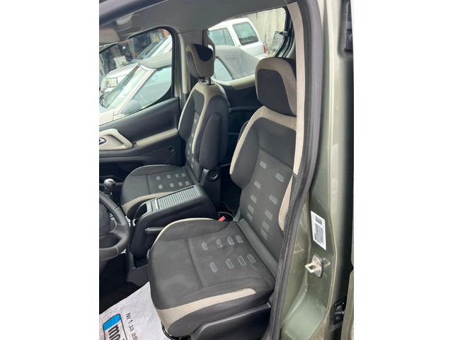 Citroen Berlingo 1.6 HDI-X TR - автомобили, коли, обяви за нови и употребявани 12