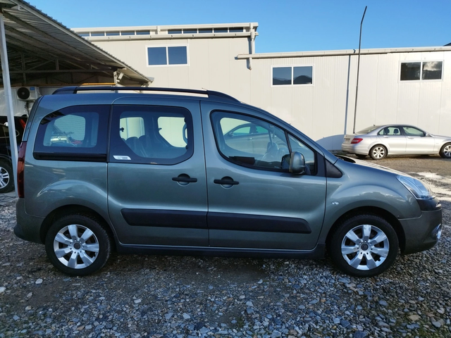 Citroen Berlingo 1.6 HDI-X TR - автомобили, коли, обяви за нови и употребявани 3