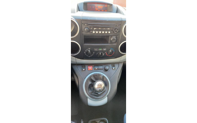 Citroen Berlingo 1.6  HDI клима - автомобили, коли, обяви за нови и употребявани 11