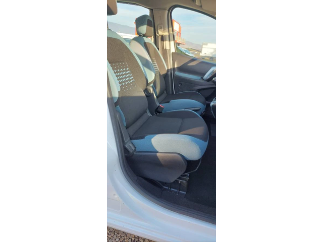 Citroen Berlingo 1.6  HDI клима - автомобили, коли, обяви за нови и употребявани 13