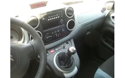 Citroen Berlingo 1.6HDI Multispace EURO 5A - автомобили, коли, обяви за нови и употребявани 11