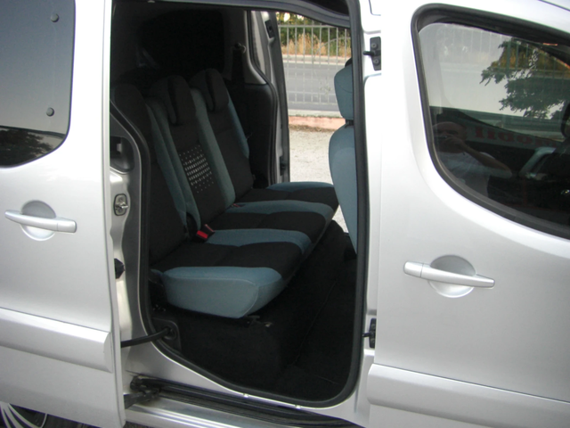 Citroen Berlingo 1.6HDI Multispace EURO 5A - автомобили, коли, обяви за нови и употребявани 13